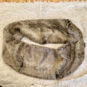 Loft Faux Fur Scarf